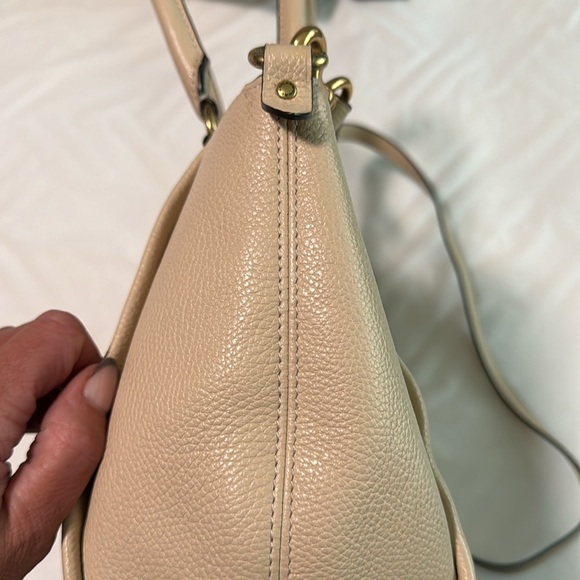 Coach bag cream color - Picture 5 of 12